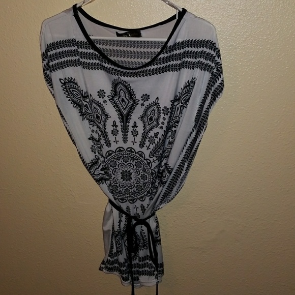 White Medallion Travel Tunic main image 1